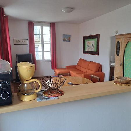 Apartament Loft Vue Imprenable Sur Le Vieux Saintes Zewnętrze zdjęcie