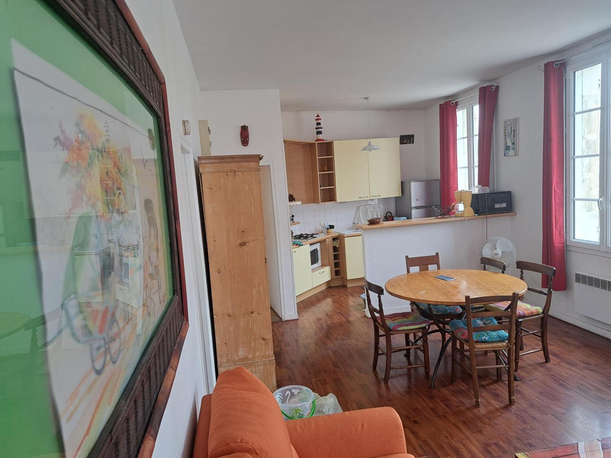 Apartament Loft Vue Imprenable Sur Le Vieux Saintes Zewnętrze zdjęcie
